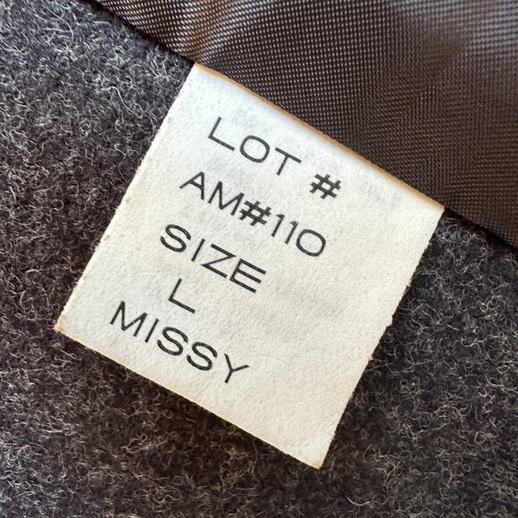 VTG 100% Wool Charcoal Gray Overcoat Womens SZ L Heavy Lined Winter Long Coat - Picture 9 of 10